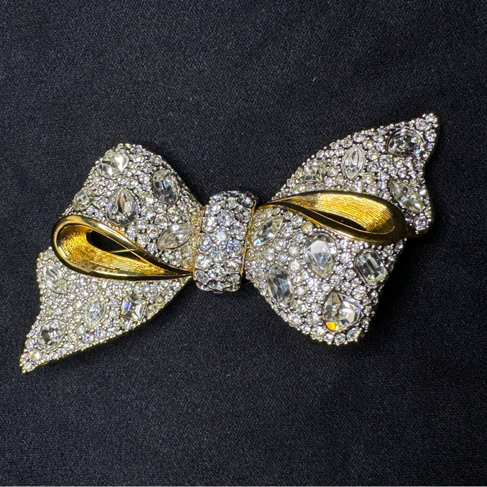 Swarvoski Crystal Bow Pin - 22KT Gold Plated
